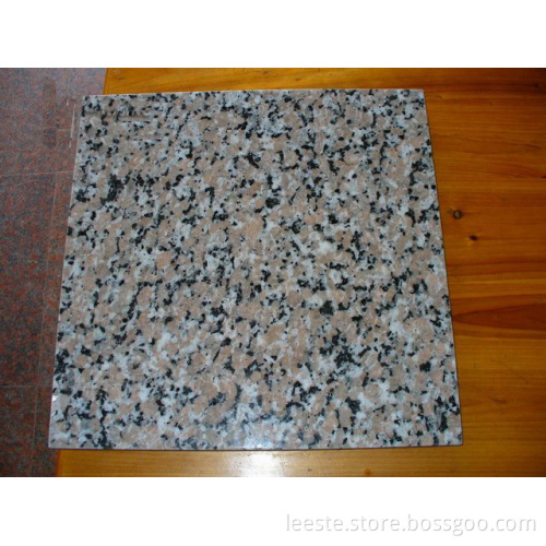 Granite Tiles/Granite Flooring (Sanbao Red G563)